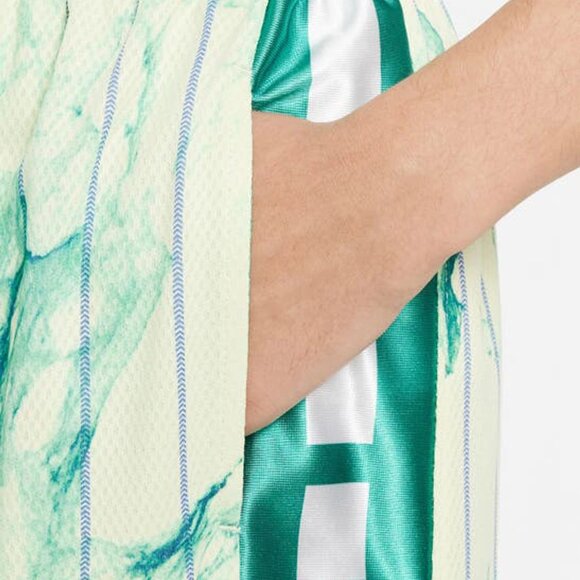 NIKE Dri-fit Elite Kids Printed Basketball Shorts - Picture 4 of 11